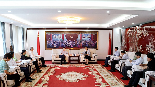 何維會見國家衛生健康委黨組成員，國家中醫藥管理局黨組書記、局長余艷紅一行